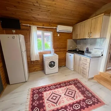 Naz Apartlari *