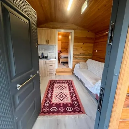 Naz Apartlari Apartamento *