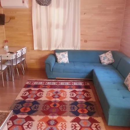 公寓 Naz Apartlari *
