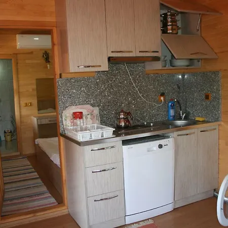 Naz Apartlari *