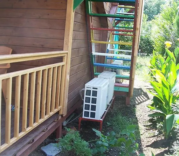 Naz Apartlari * Çıralı
